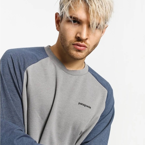 Patagonia Navy Blue Gray P-6 Logo Lightweight Crew Sweatshirt Men's Small Shirt - Picture 10 of 12